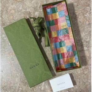 GUCCI GIFT BOX WITH RIBBON and TISSUE PAPER